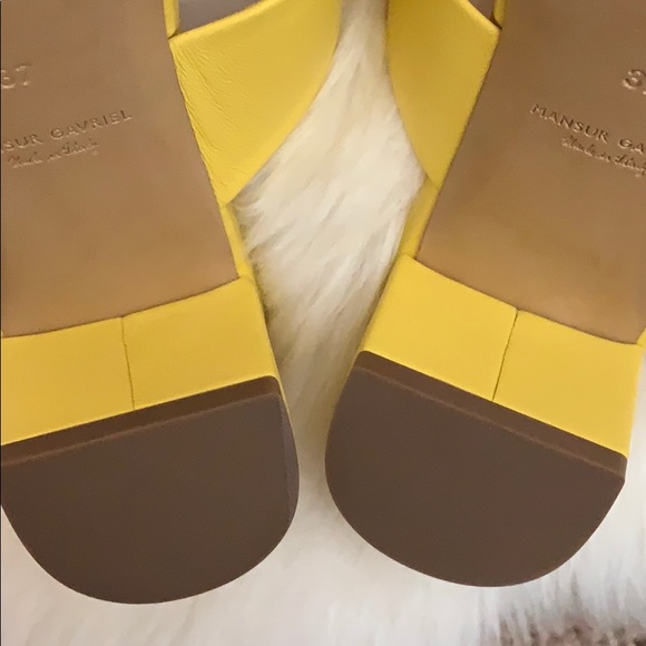 ❤️SOLD❤️Mansur Gavriel Yellow Sandals - Picture 8 of 10